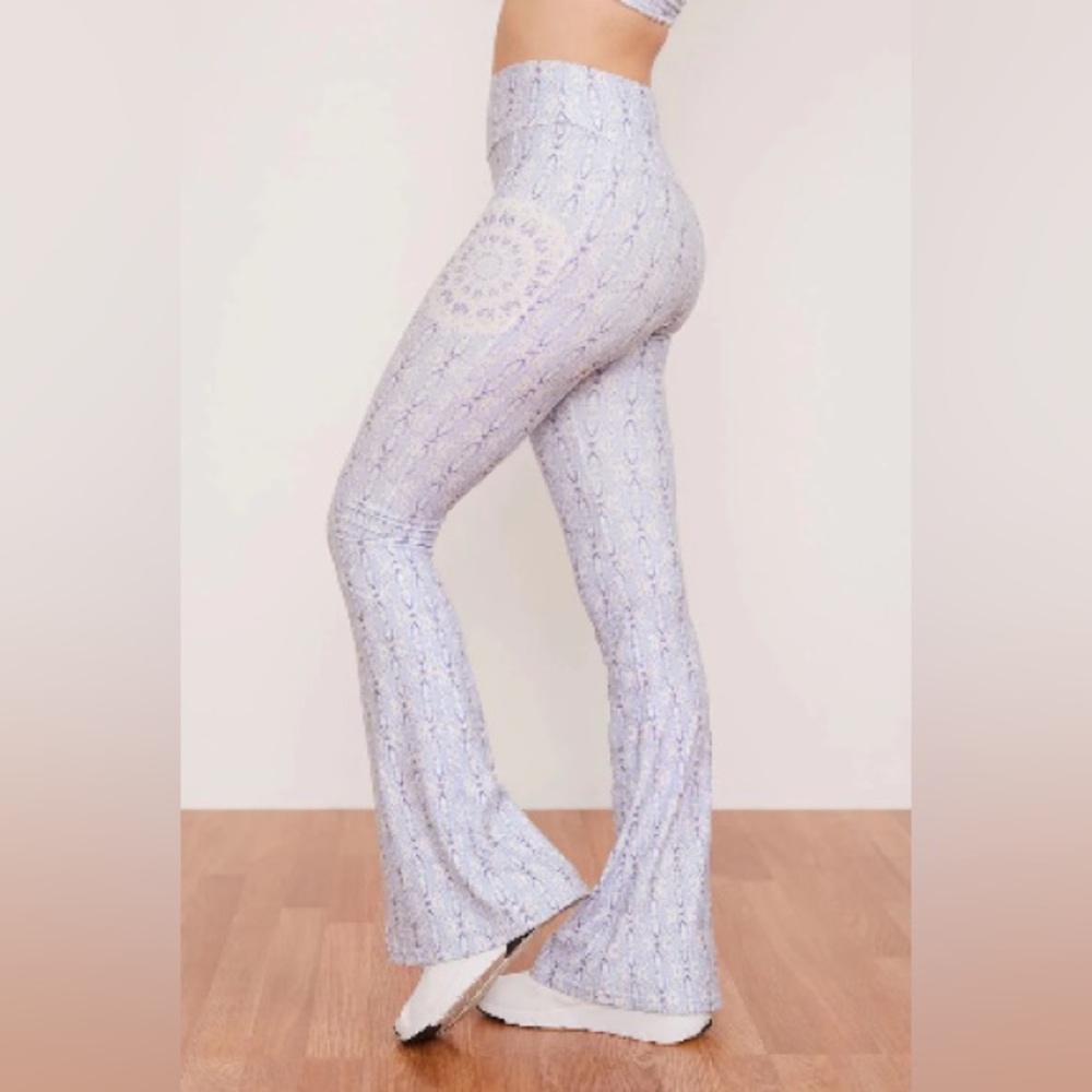 Wolven Lavender Flare Pants